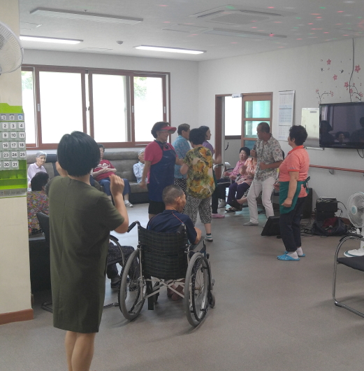 노래교실 강사 박병갑선생님을 칭찬합니다 첨부#1