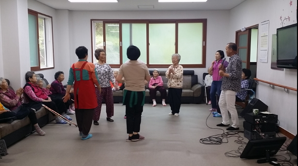 노래교실 강사 박병갑선생님을 칭찬합니다 첨부#3