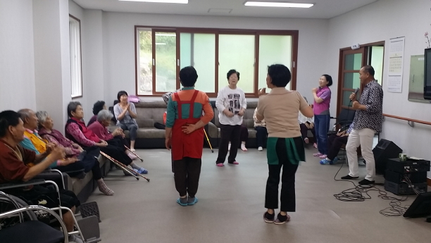 노래교실 강사 박병갑선생님을 칭찬합니다 첨부#4