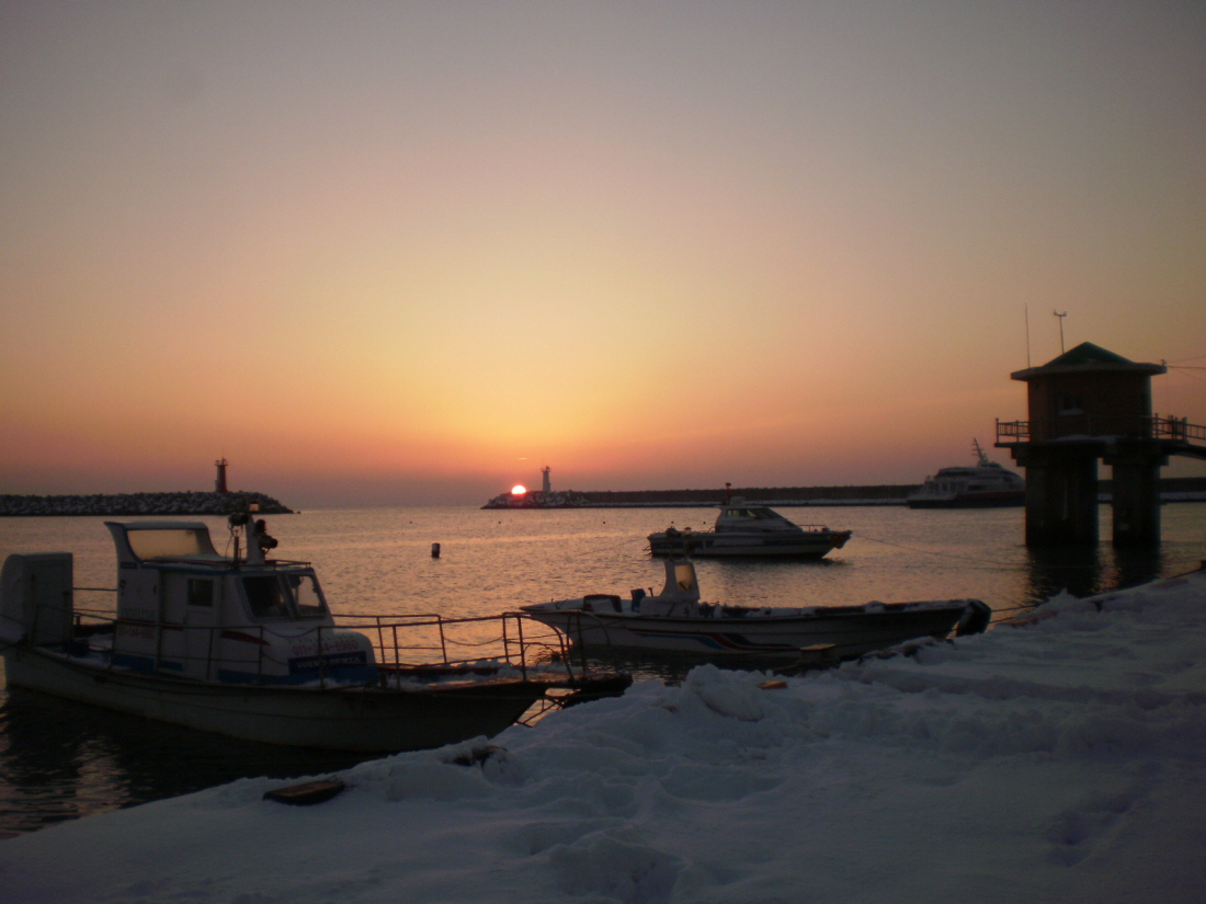 2011년 1월2일 진도접도 수품항 일출. 첨부#2