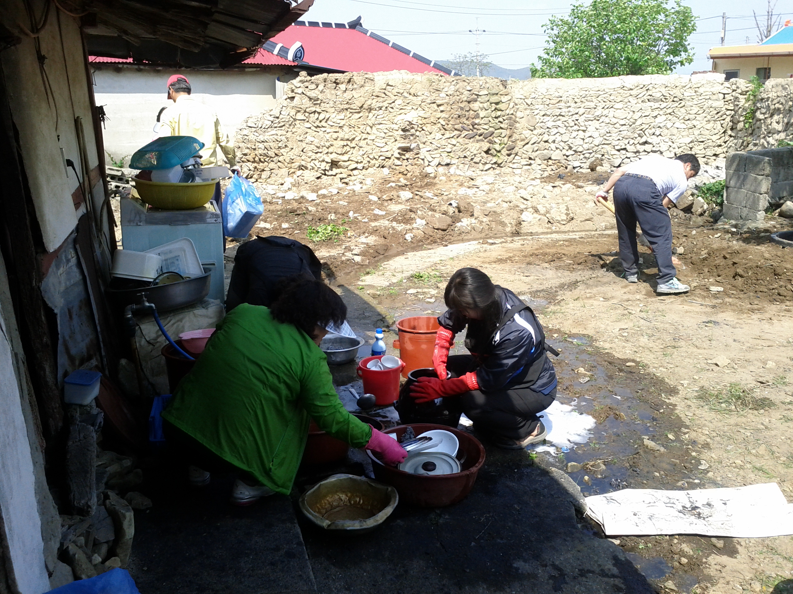 좋은사람들 봉사활동 모습 이미지