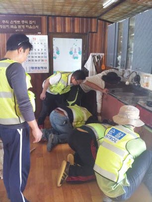 진도군 방범연합회 의신면 창포리 태풍피해현장속으로 ~~ 첨부#9