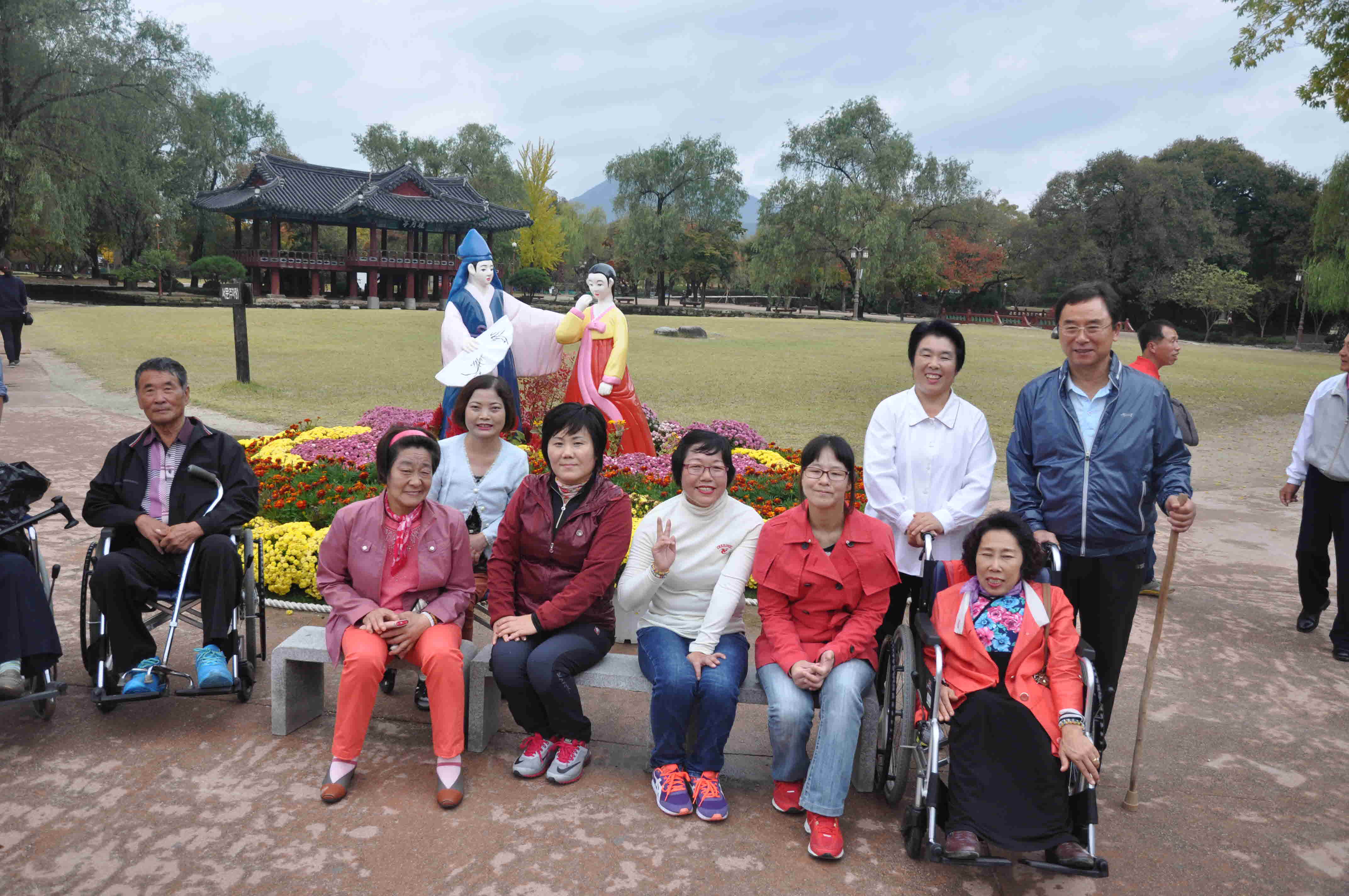 진도군장애인종합복지관 "행복나들이" 이미지