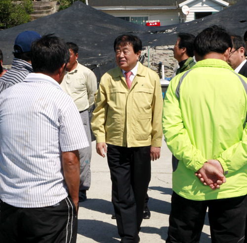 주민과 현장 대화 이미지