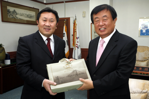 중국 청청 수산물 산업화를 위한 업무 협약식 이미지