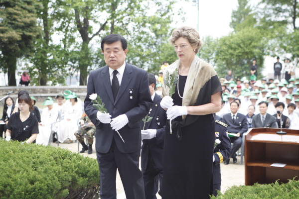 주한 미국 대사 스티븐슨 진도 방문 첨부#7