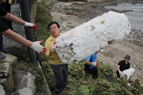 태풍 무이파 현장 청소 이미지