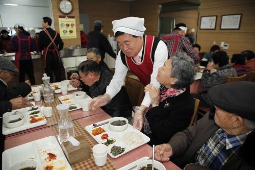 노인복지관 급식 봉사 첨부#2