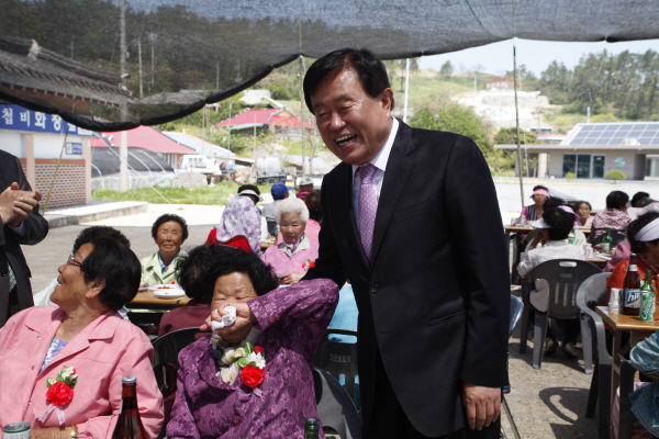 오룡마을 노인위안잔치 이미지