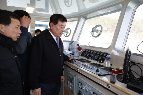 그린진도호 인양 및 녹색산업과 사업현장 방문 이미지