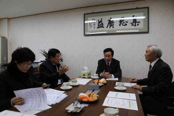 이낙연 전남도지사 연말연시 진도군노인요양원 방문 이미지