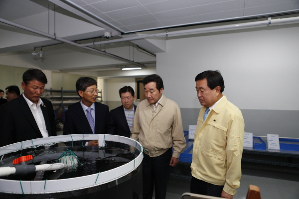 이낙연 전라남도지사 해삼종묘사업장 방문 첨부#2