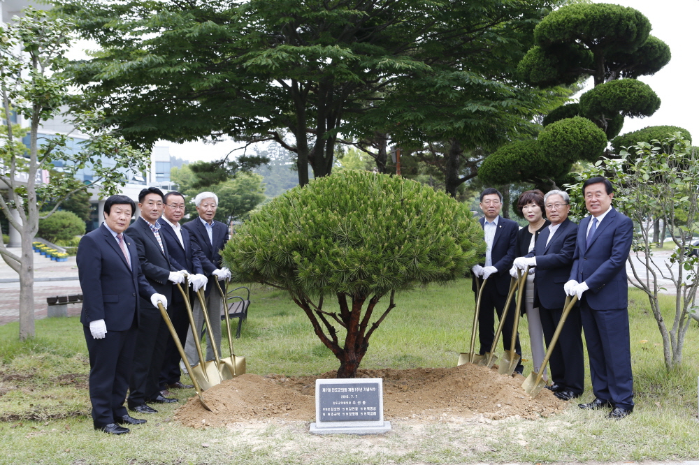 제7개 진도군의회 개원 1주년 기념식 이미지