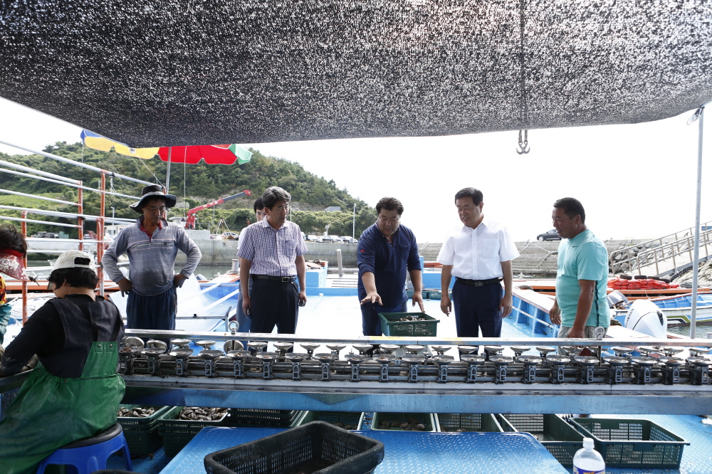 전두 가두리 양식장 방문 이미지