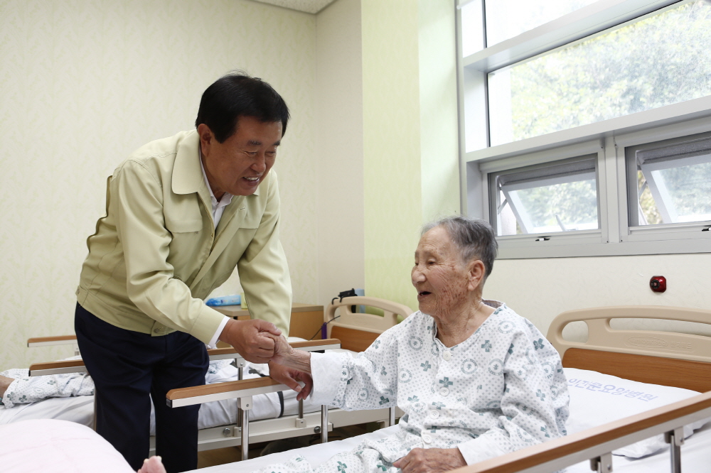 추서맞이 노인요양원, 노인요양병원 위문 첨부#3