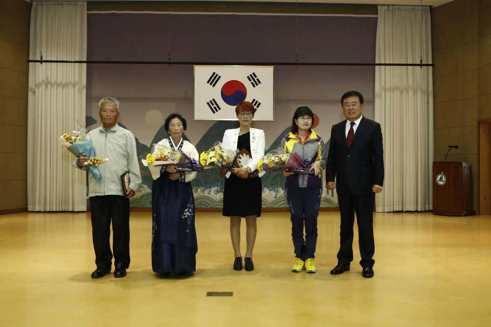 임회면 어르신 위안잔치 이미지