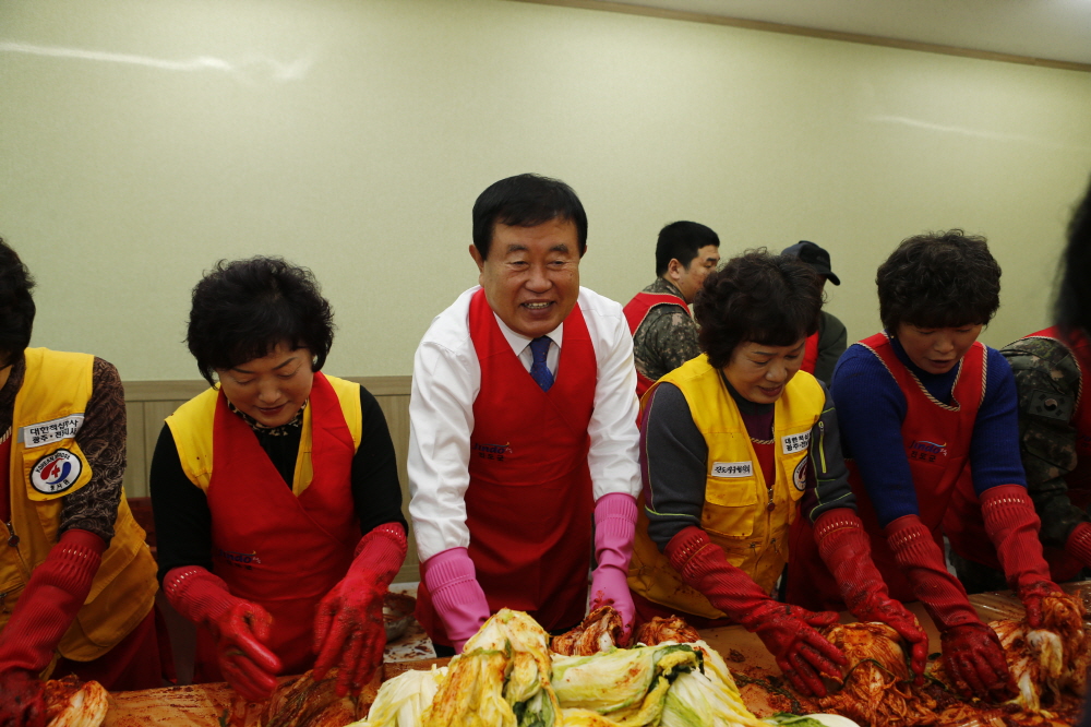대한적십자사 진도군지구협의회 사랑버무린 김장김치 나누기 행사 첨부#2