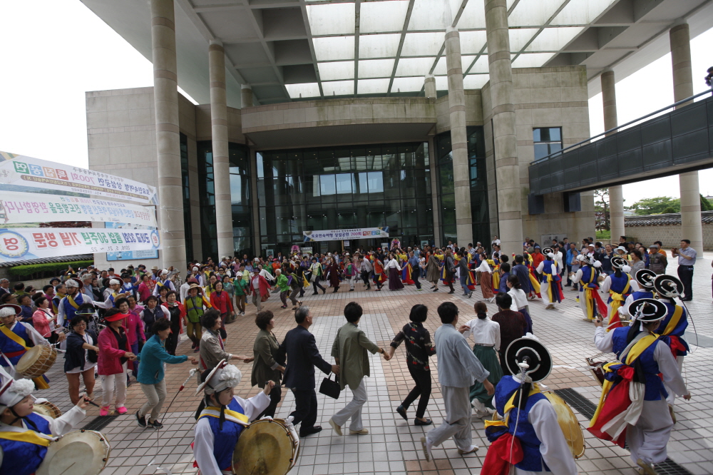 토요민속공연 700회 특집 공연 이미지