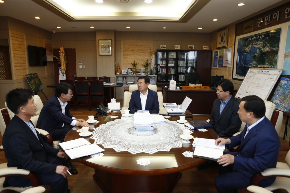 장흥군수 방문 이미지