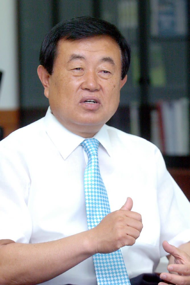 이동진 군수, ‘공직자 서비스 자세 갖춰라’ 이미지