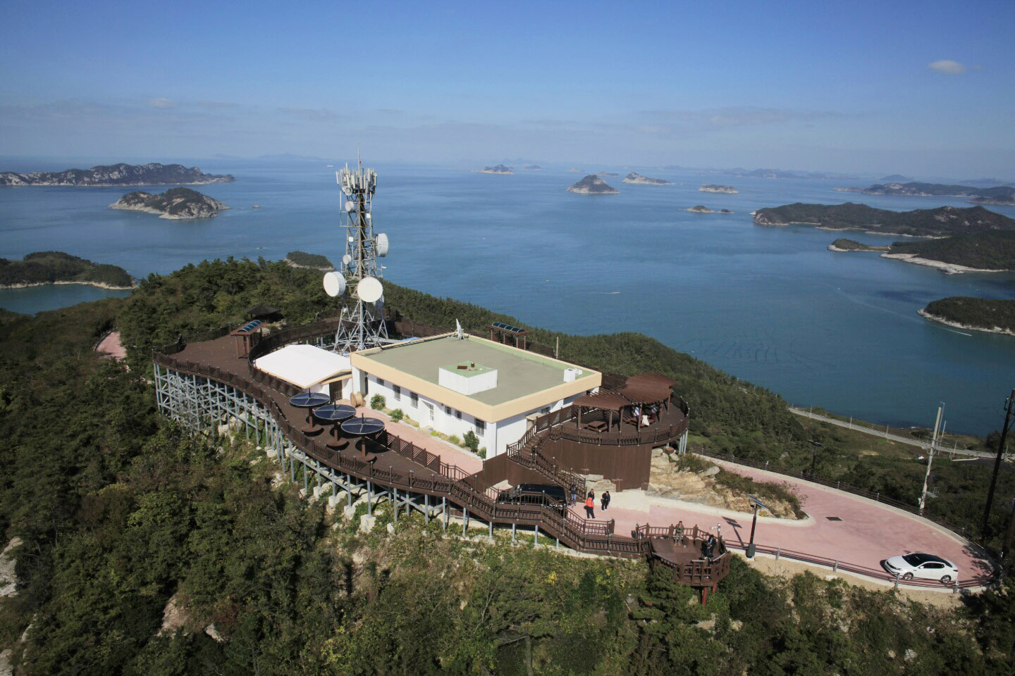 다도해의 절경이 한눈에…진도 도리산 전망대 준공 이미지