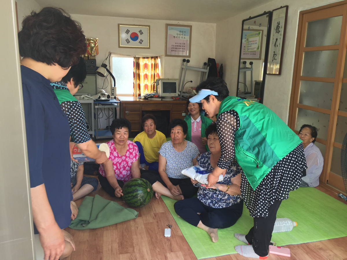 진도읍 새마을부녀회, 중복 맞아 사랑의 복달임 나눔 실천 이미지