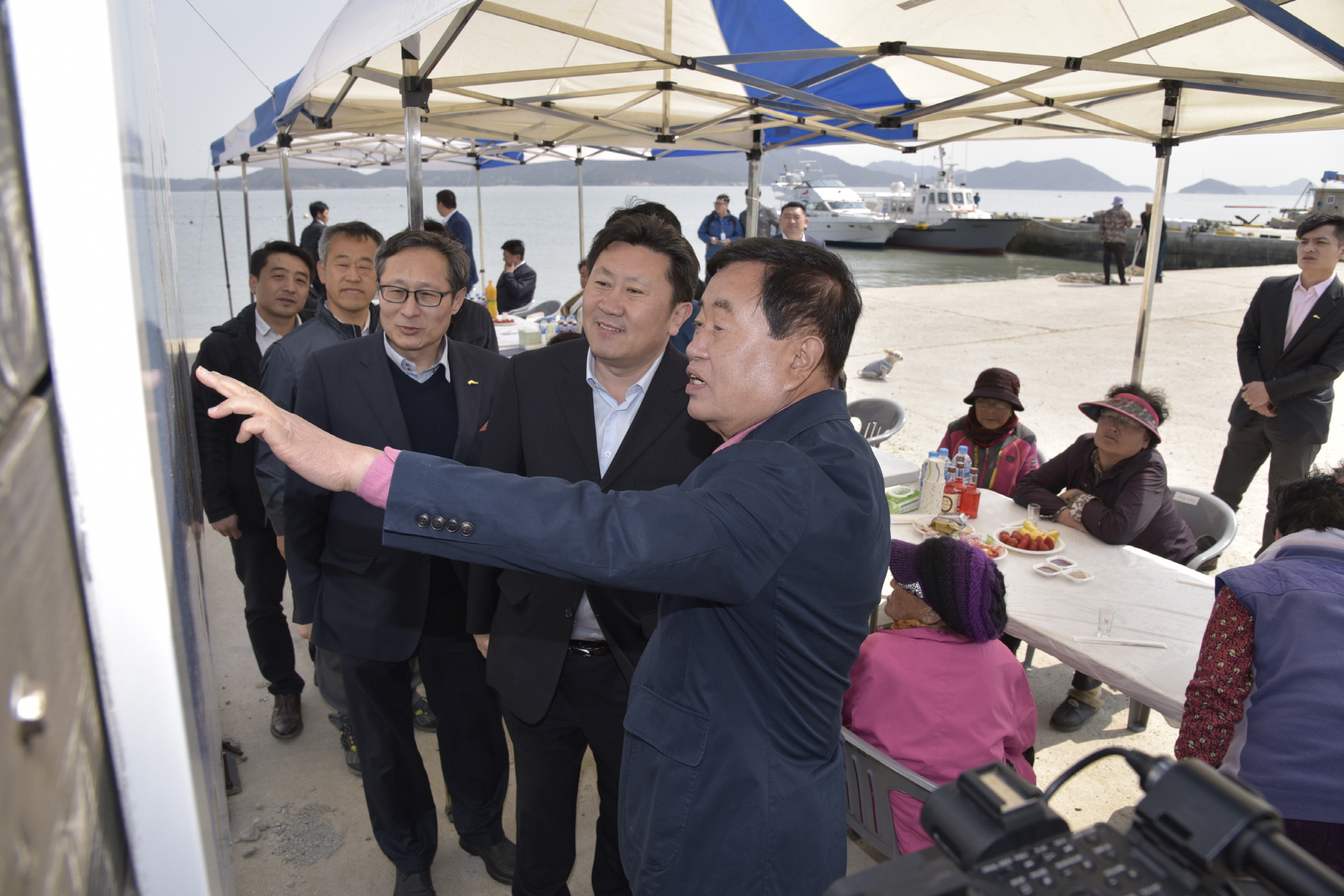 대령장자도어업그룹 오후강총재 조도면 대마도리 방문 이미지