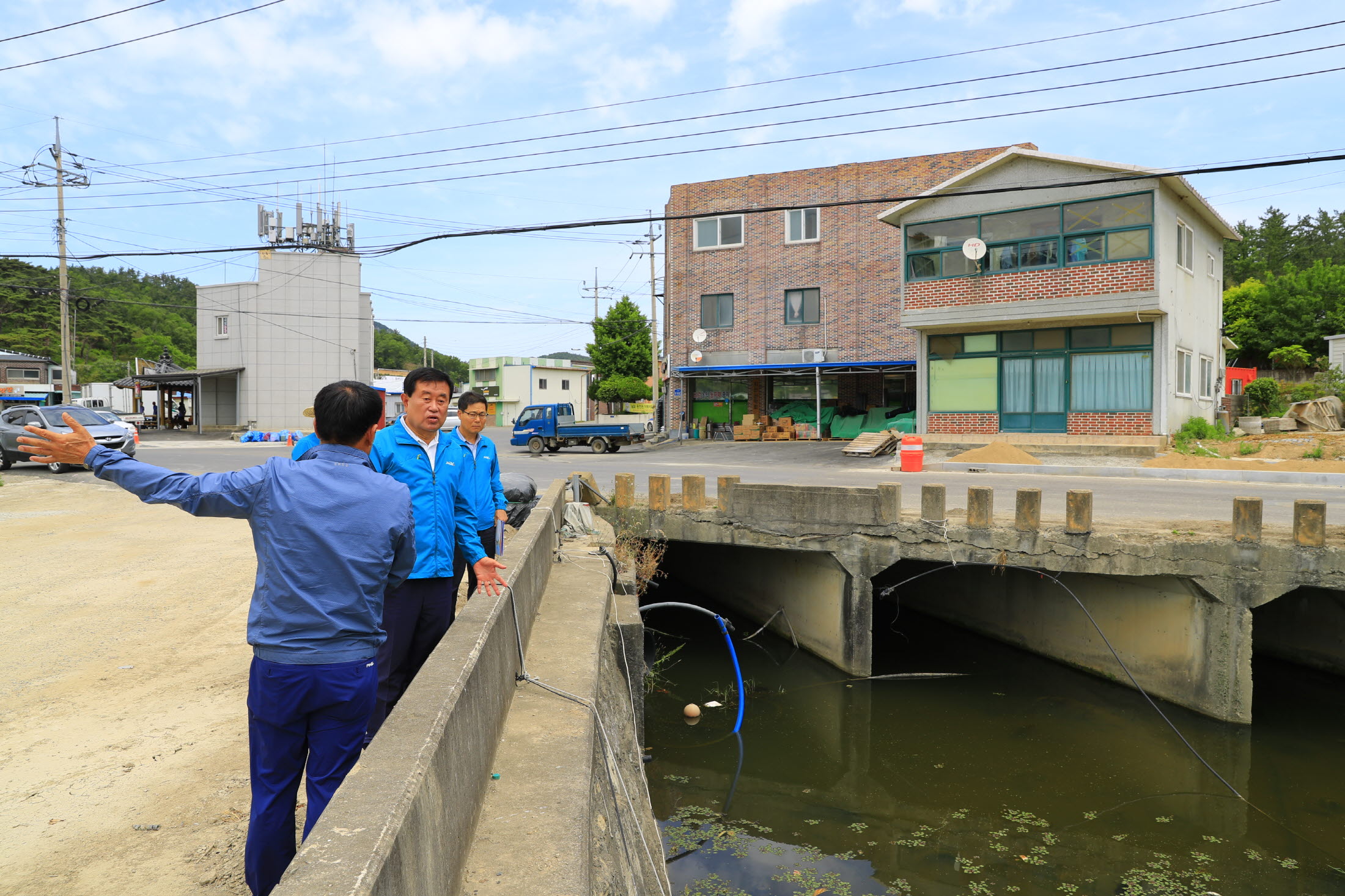 가뭄피해현장 방문 이미지