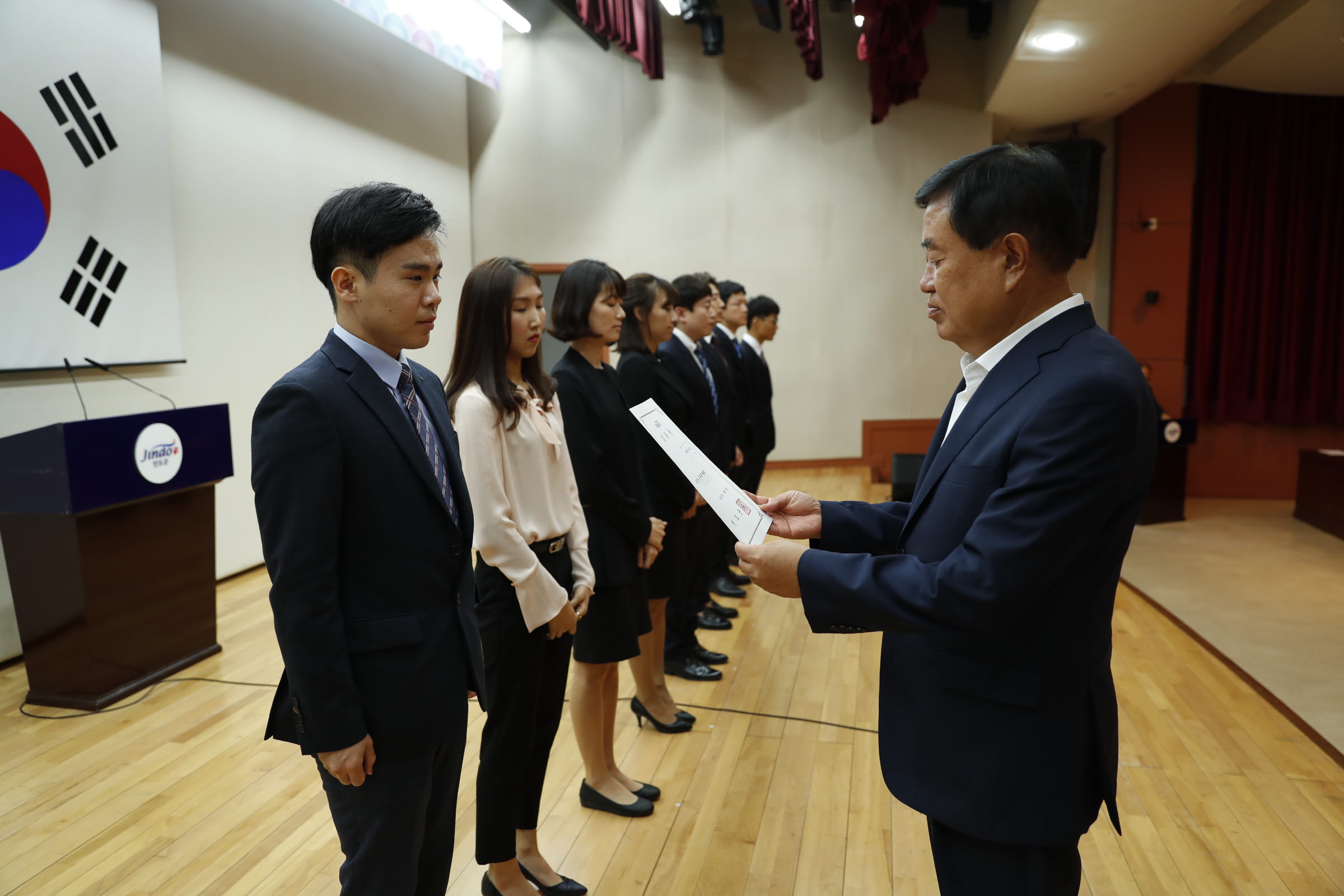 6급공무원 전보 및 신규직원 임용장 교부식 첨부#2