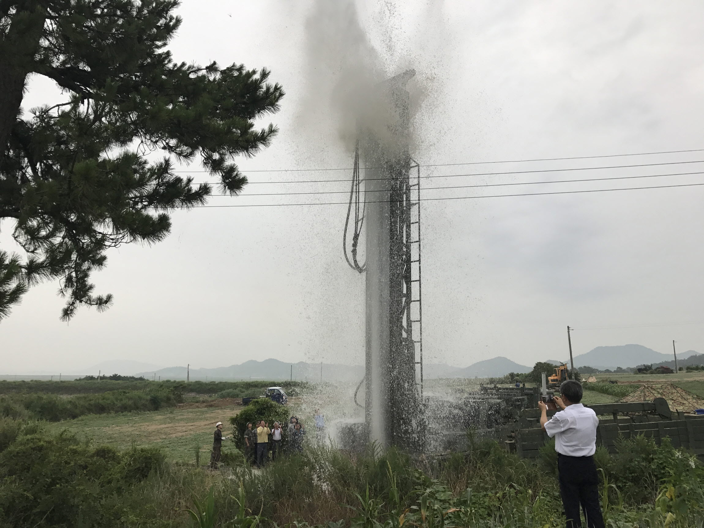 육군수도방위사령부 예하 1113공병단 심정중대 대형관정파기현장 방문 이미지