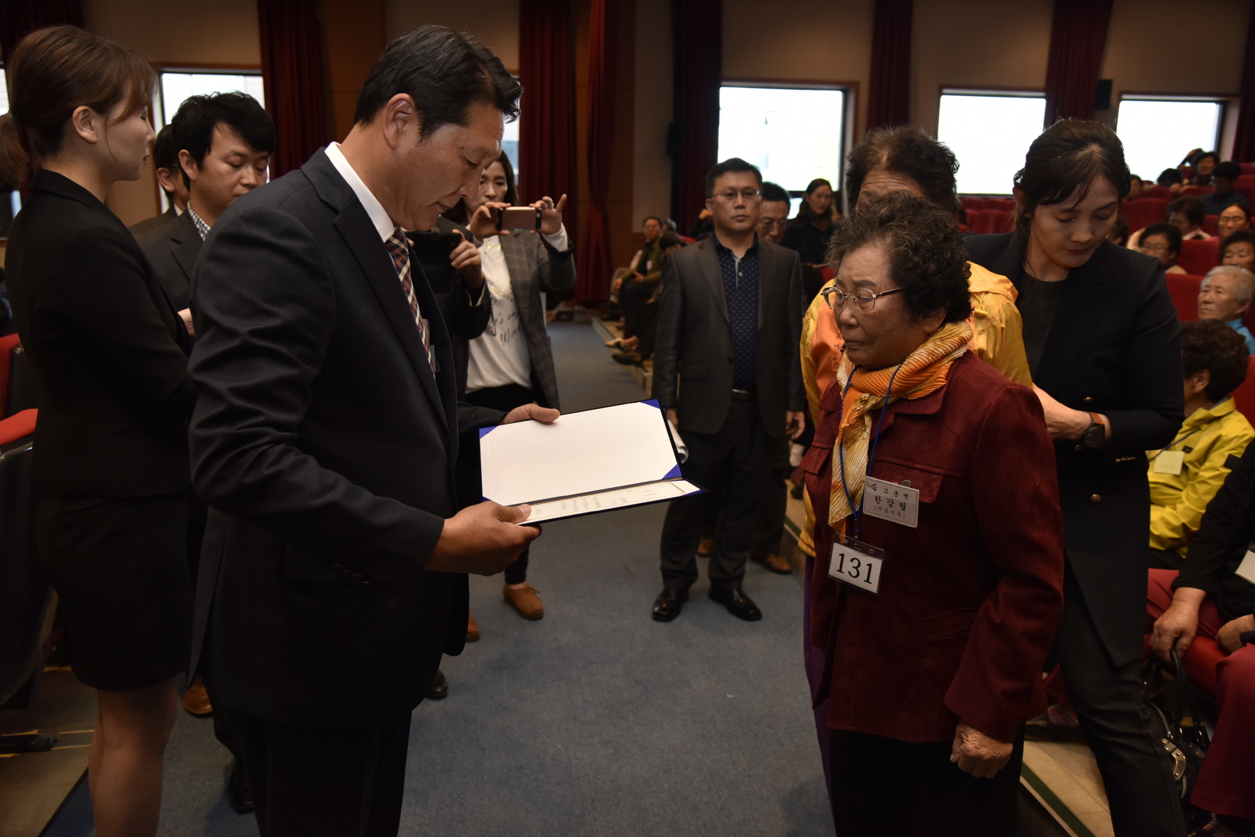 10.31 제7회 군민한글학교 백일장대회 시상식 첨부#6