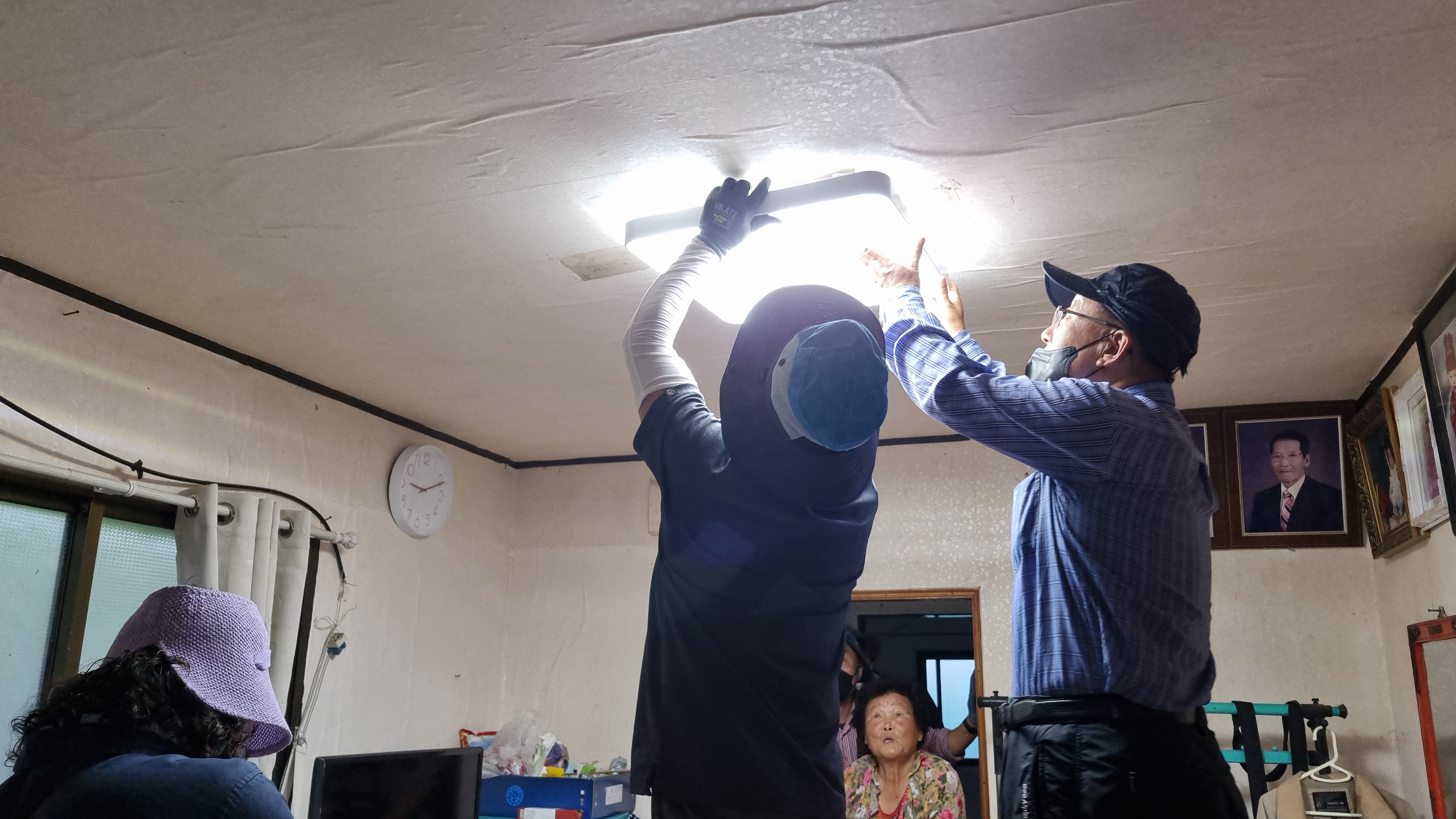 지역내 어려운 이웃과 늘 함께합니다. 첨부#2