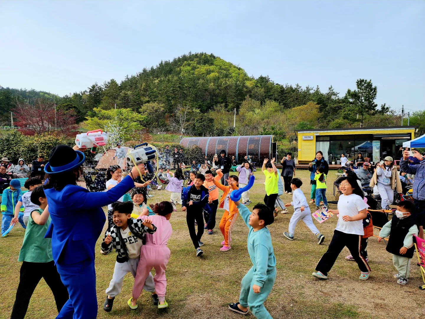 산림휴양과 장재필 과장님, 김재영 팀장님, 김병철 주무관님 감사하고, 칭찬해 드립니다. 첨부#2