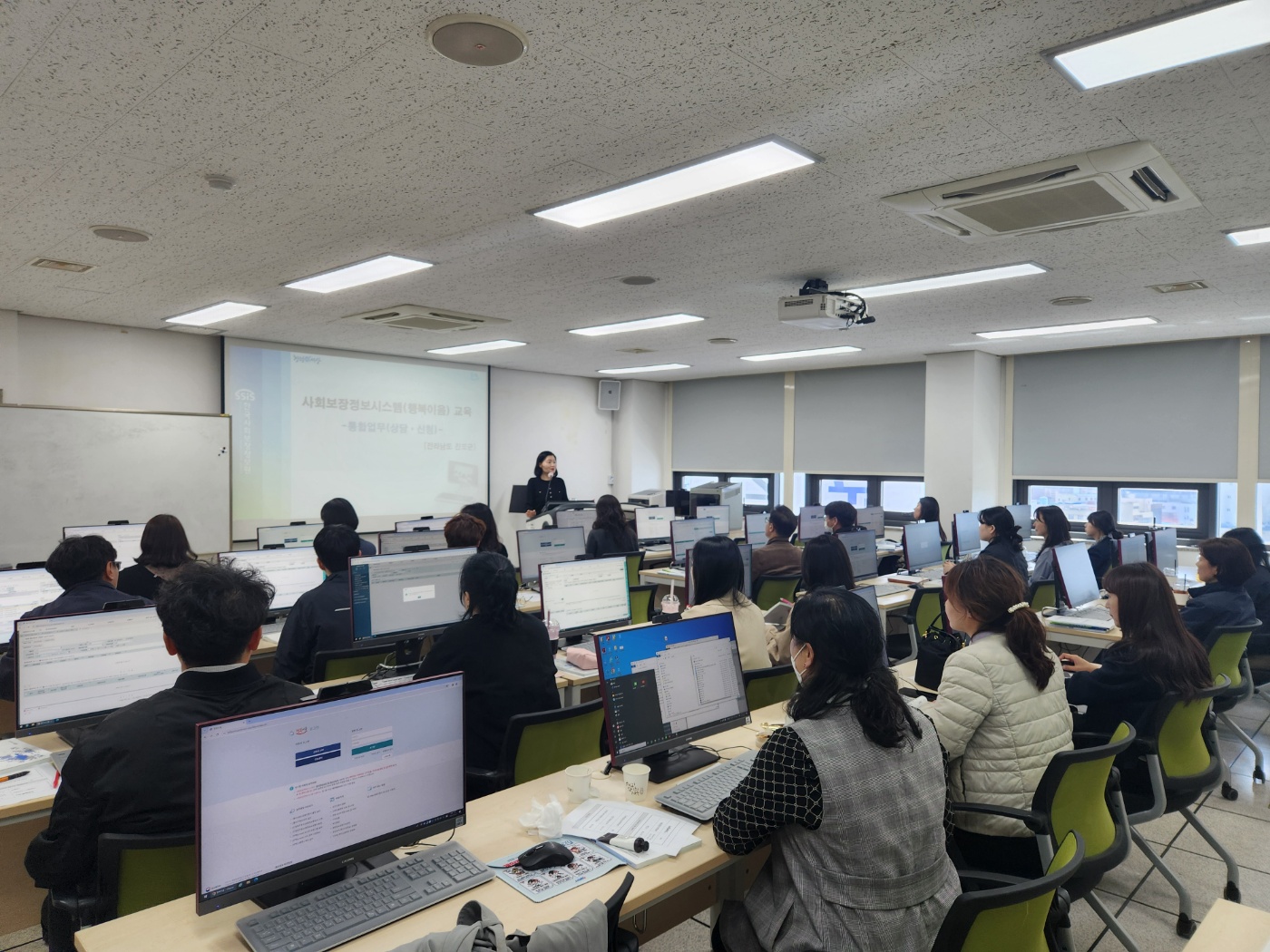 진도군, 복지사각지대 위기가구 발굴‧사례관리 위한 전산교육 실시 이미지