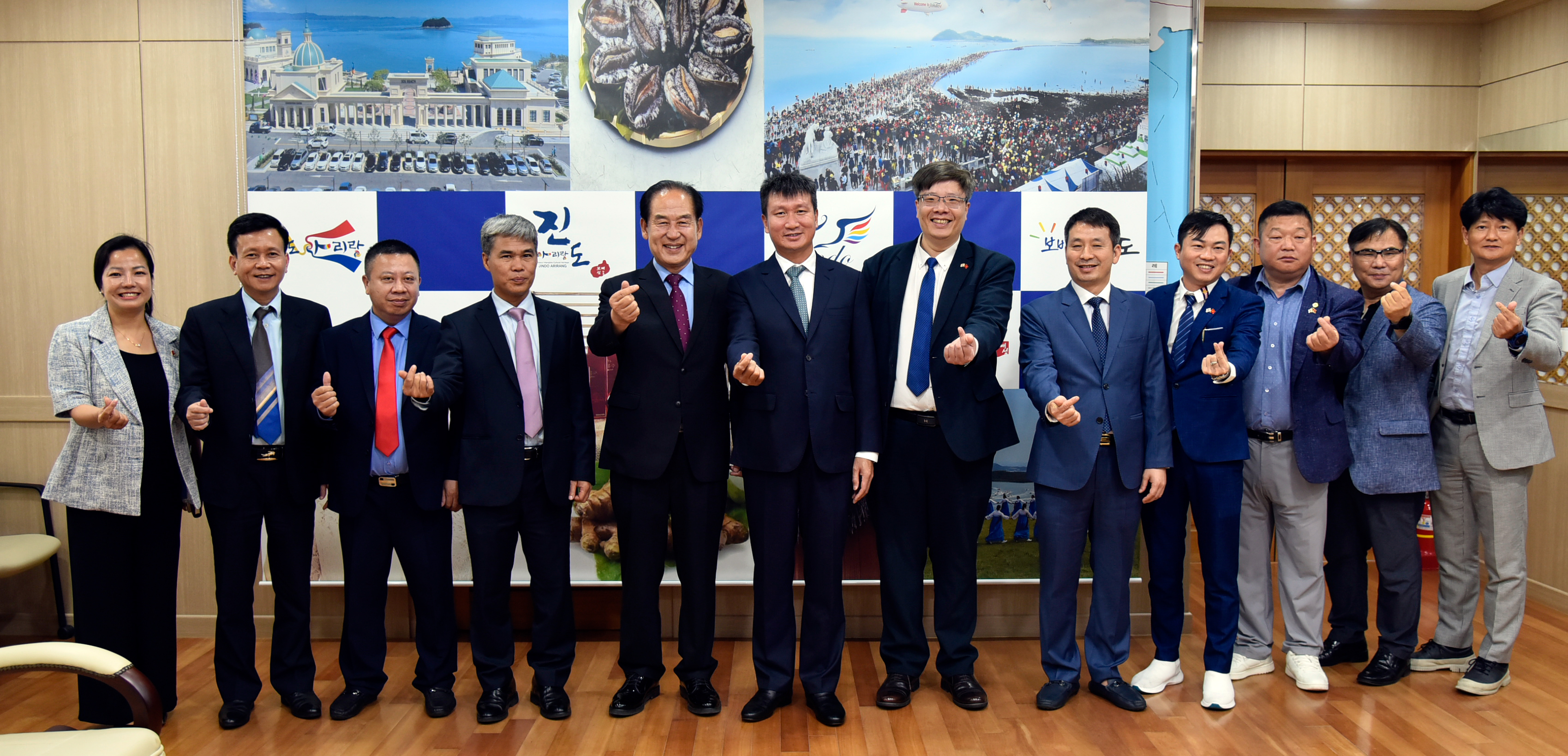 베트남 인민위원회 간부 면담 이미지