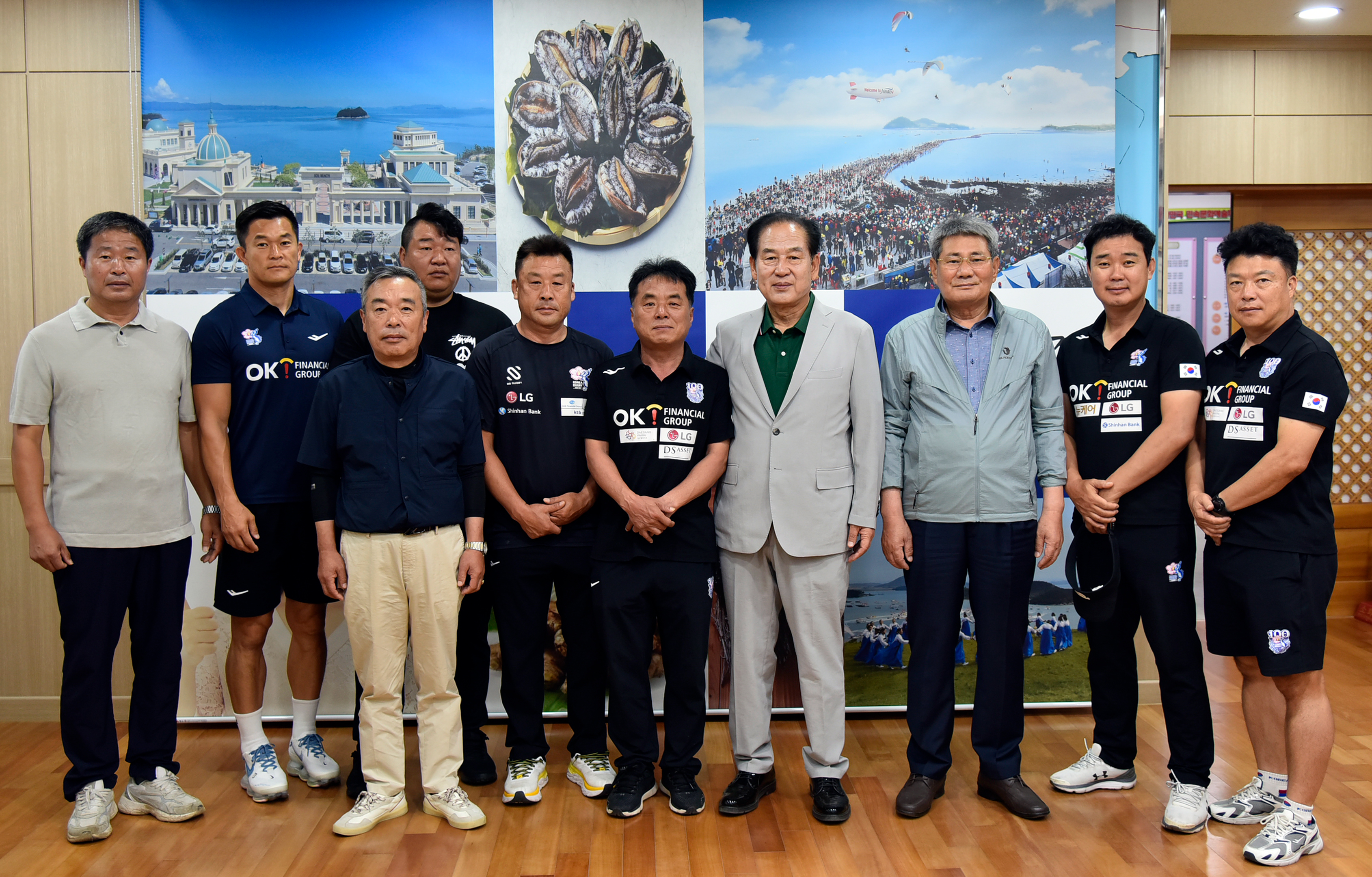 제77회 전국종별럭비선수권대회 심판진 감사패 전달 이미지