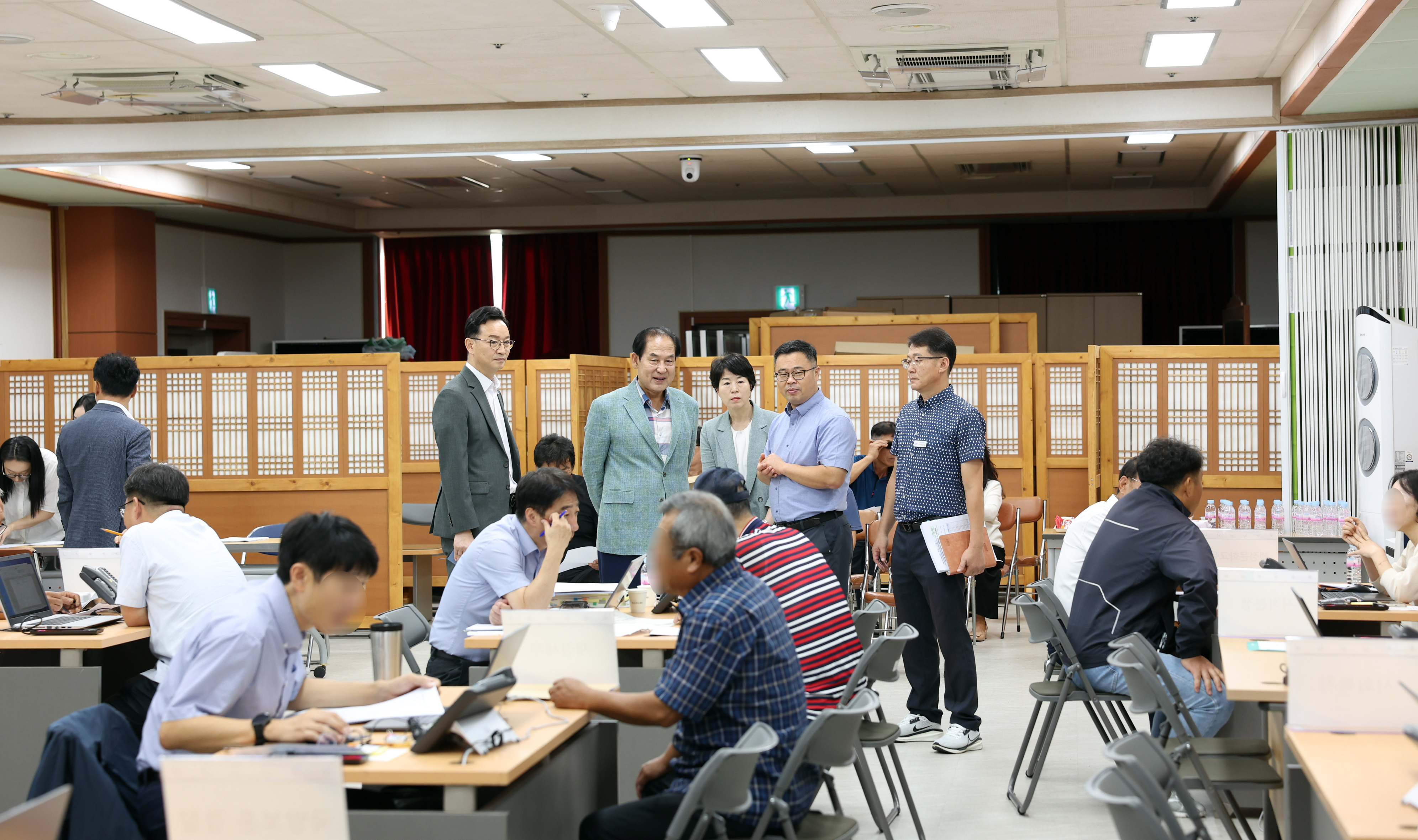 달리는 국민신문고 고충민원 이미지