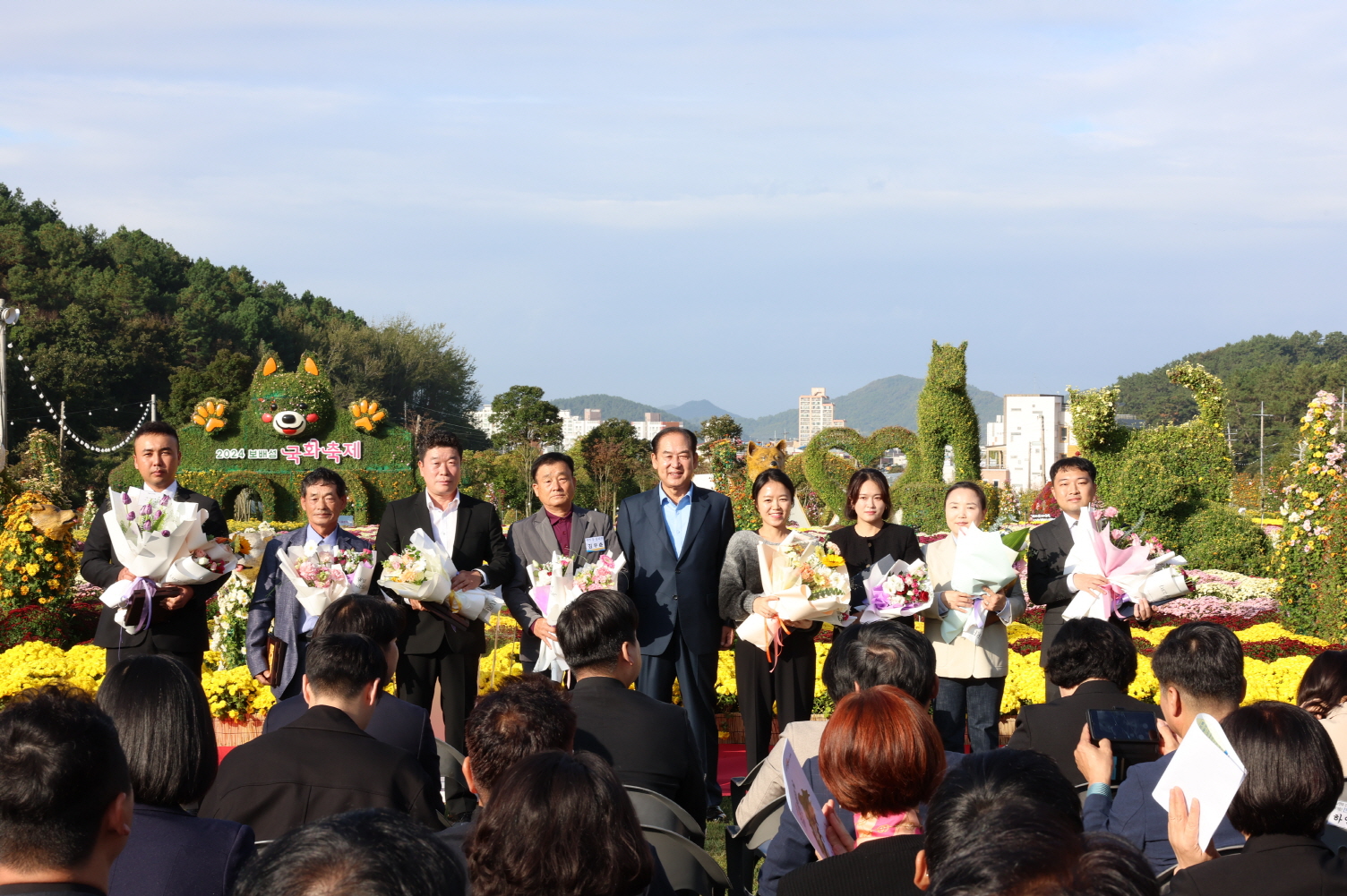 진도군, 국화 향기와 함께 11월 정례 조회 개최 이미지