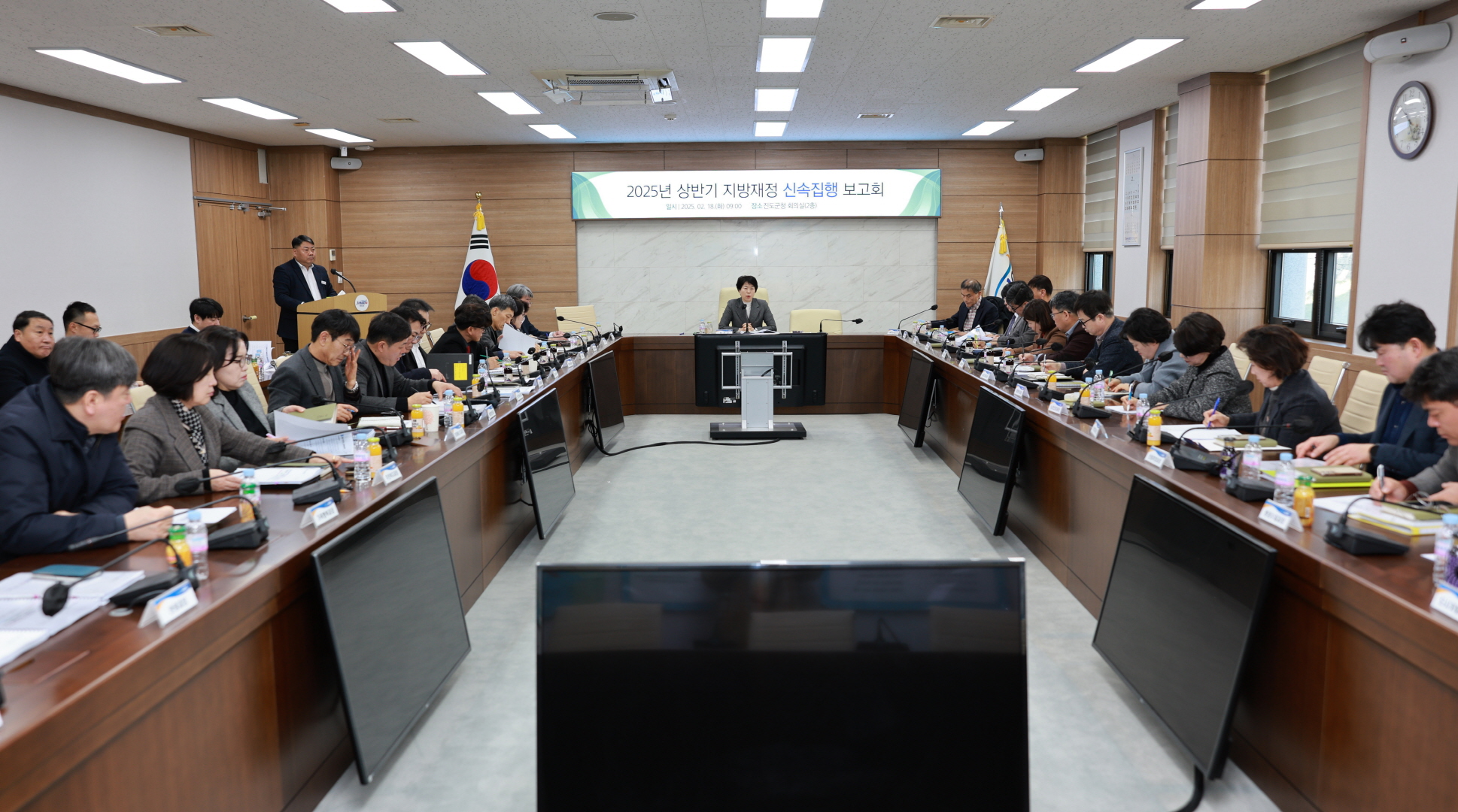 진도군, 2025 상반기 신속집행, 이월사업 집행 보고회 개최 이미지