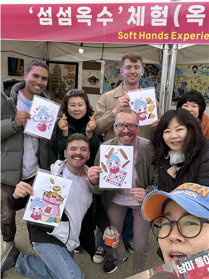 진도군 옥주골창작소 입주 작가, 신비의 새길을 열다 이미지