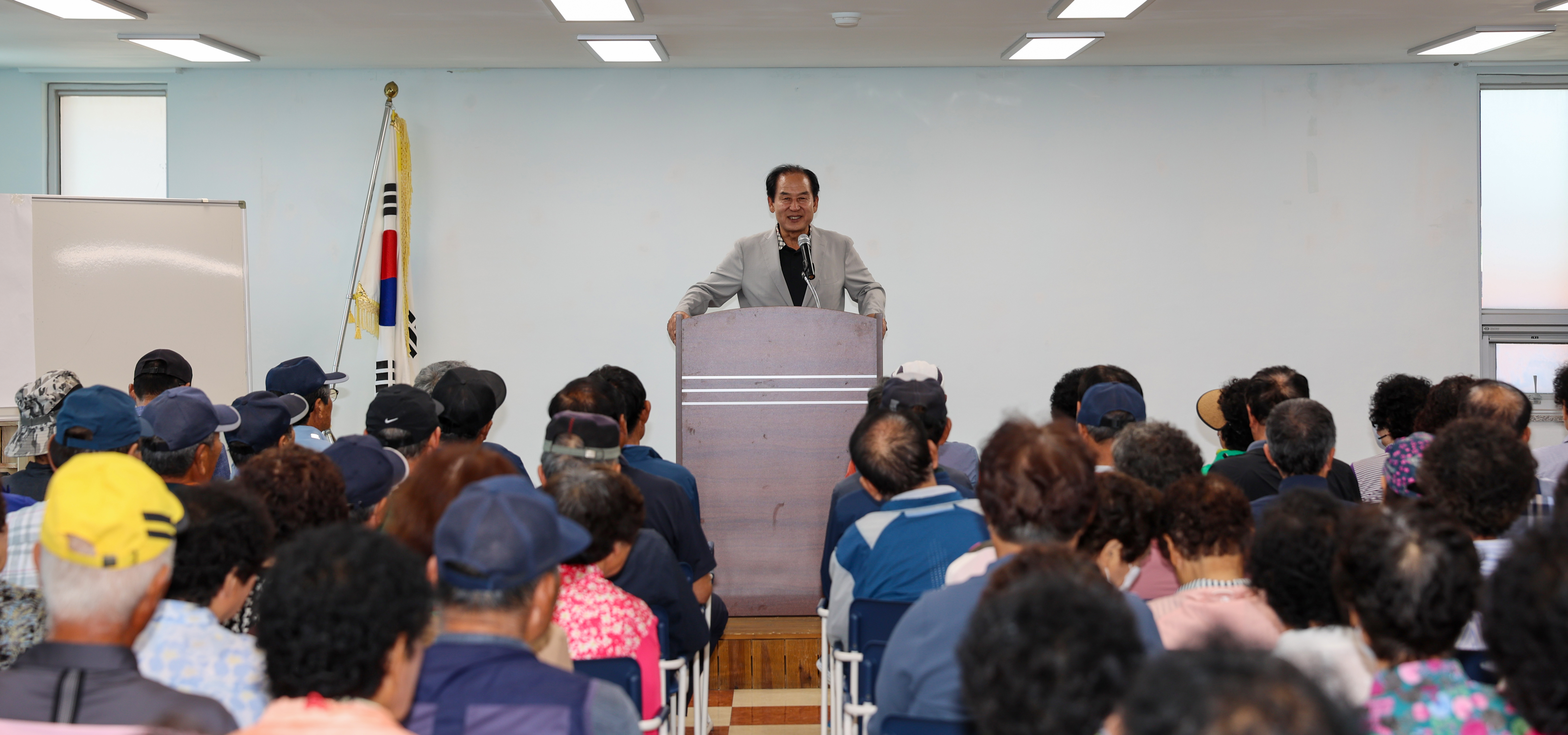 대한노인회 모범경로당(고군면 분회) 현판식 첨부#5