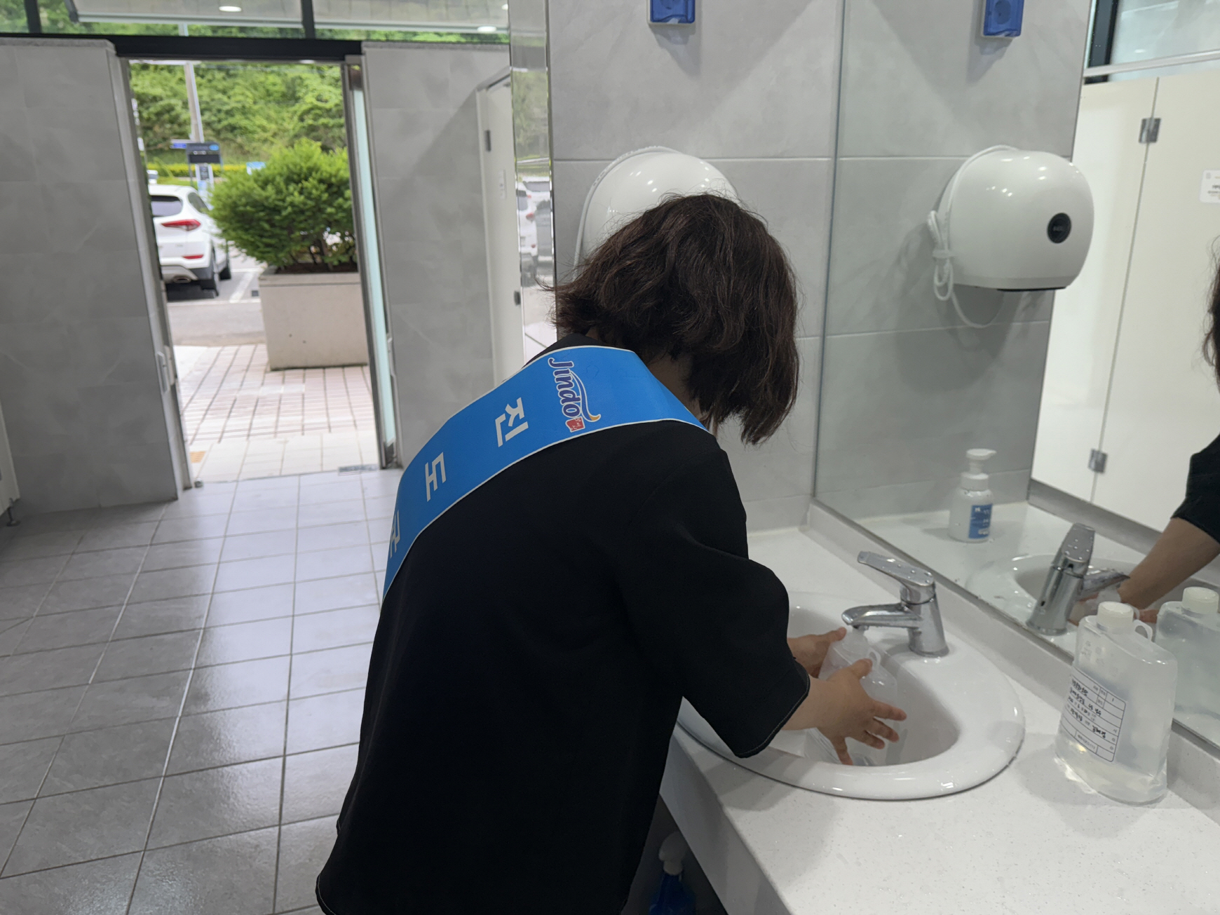 진도군, 여름철 대비 레지오넬라 다중이용시설 환경 검사 이미지