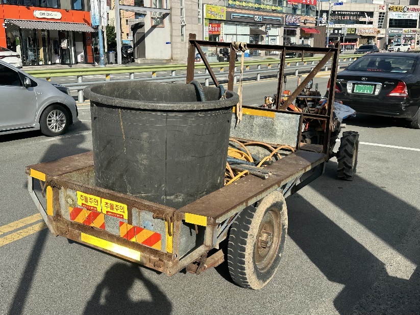 진도군, 경운기 안전사고 예방 위해 안전반사판 무료 부착 이미지