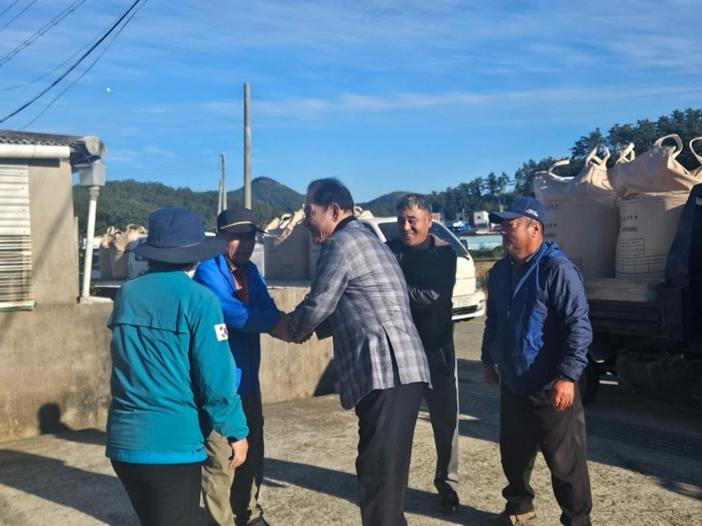 진도군, 2025년산 공공비축미 전남 첫 매입 시작 이미지