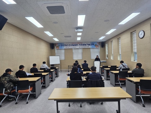 진도군, ‘2025 신규농업인 기초영농기술교육’ 성공적 마무리 이미지