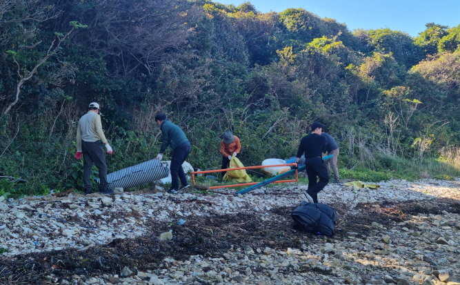 진도군 조도면, 해양쓰레기 환경 정화 활동 실시(4-8-66) 2022.11.03. 첨부#1
