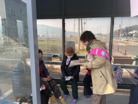 진도군, 결핵 예방 ‘현장 공략’ 전통시장서 고령층 검진 홍보 첨부#3